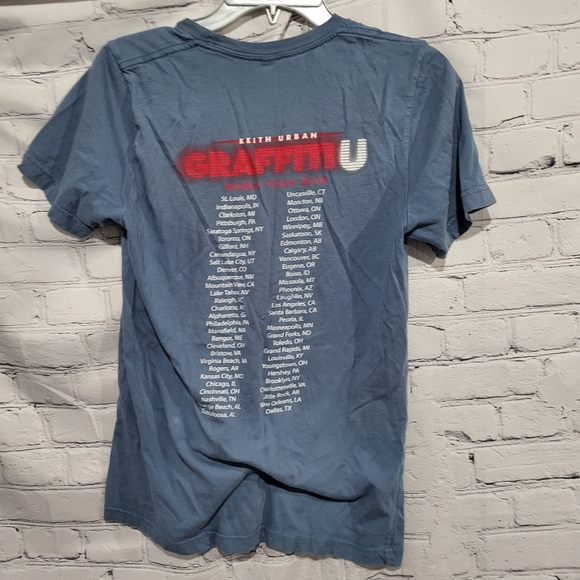 Keith Urban 2018 Tour Concert Tshirt Sz small - Picture 4 of 5